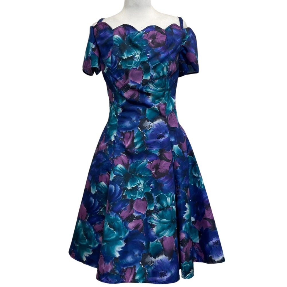 MainFrame Vintage 80s Purple Black Floral Open Shoulder Circle Party Prom Dress